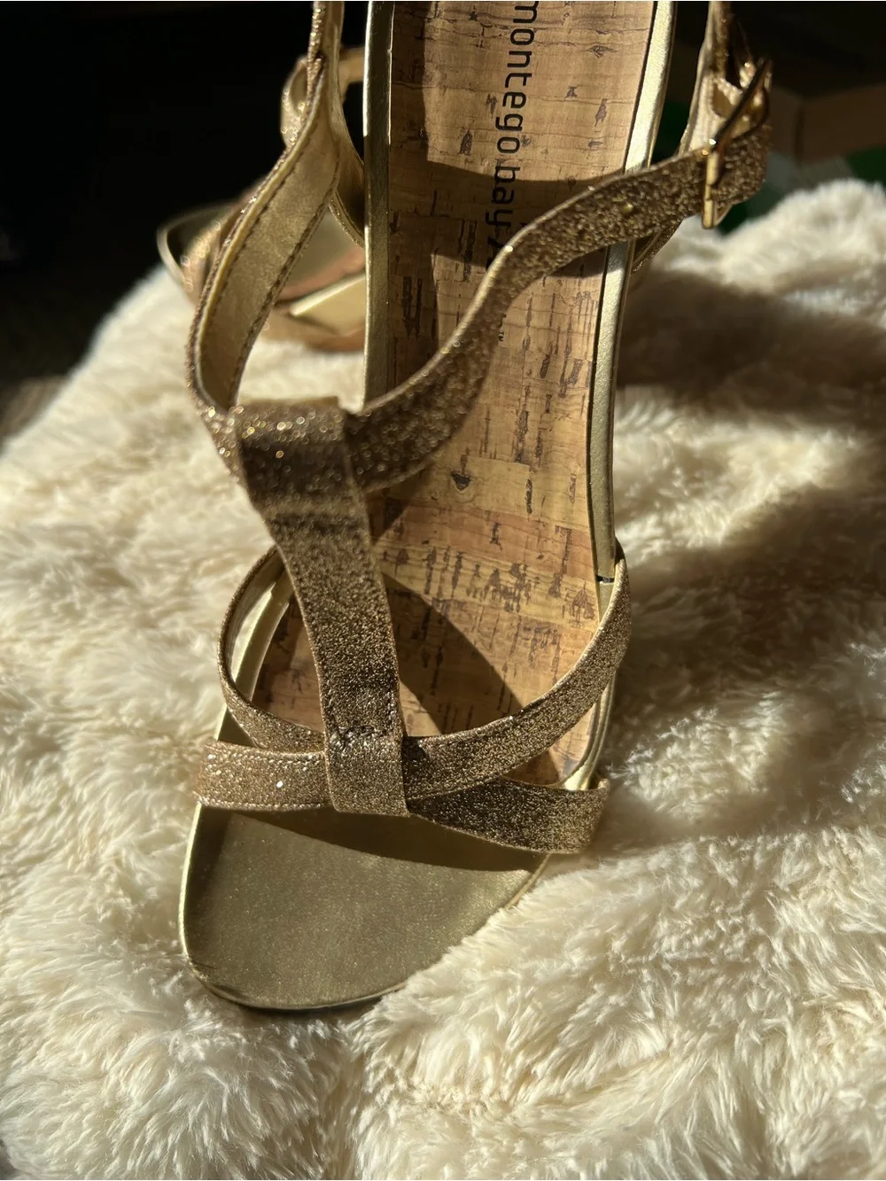 Glitter T-Strap Wedge Sandals in Rose Gold